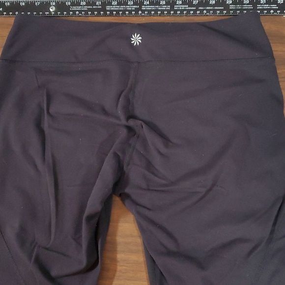 Athleta Womens Power Ananda Capri Athletic Cropped Pants #268553 Black Size Med - Picture 8 of 14